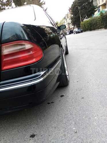 Mercedes E 240 2000, 390,000 km - 2.4 l - Bakı