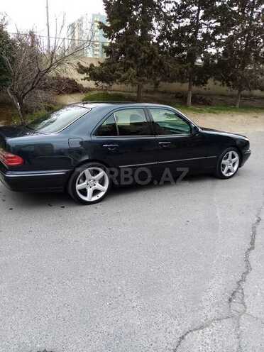 Mercedes E 240 2000, 390,000 km - 2.4 l - Bakı