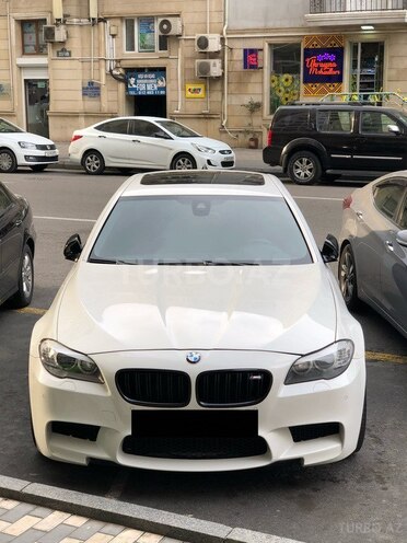 BMW M5 2013, 110,000 km - 4.4 l - Bakı
