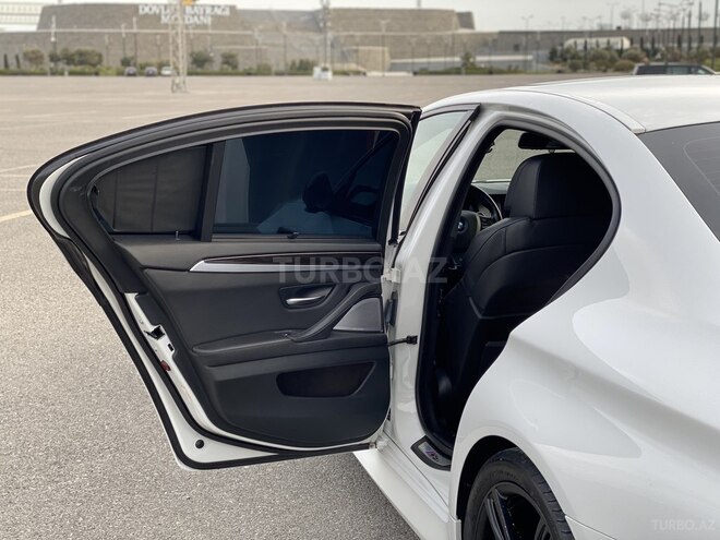 BMW M5 2013, 110,000 km - 4.4 l - Bakı
