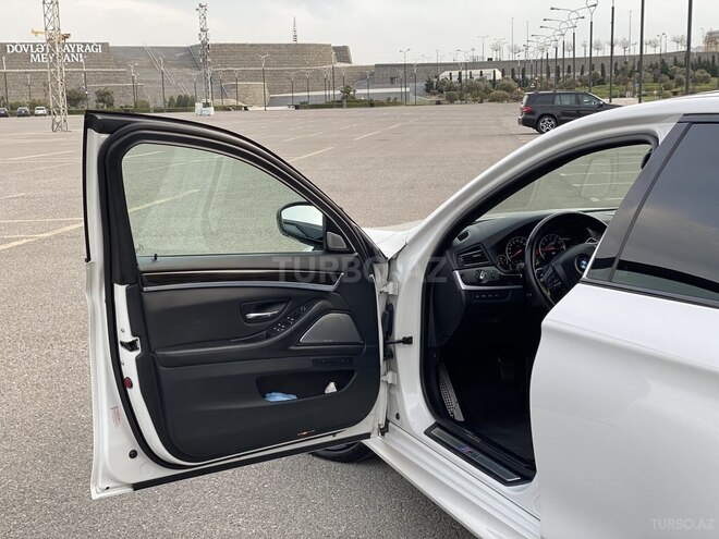 BMW M5 2013, 110,000 km - 4.4 l - Bakı
