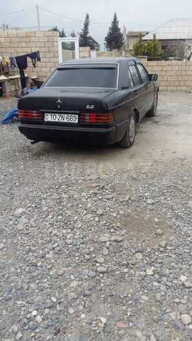 Mercedes 190 1993, 352,000 km - 2.0 l - Saatlı
