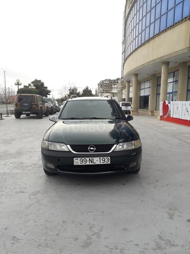 Opel Vectra 1998, 180,000 km - 2.0 l - Bakı