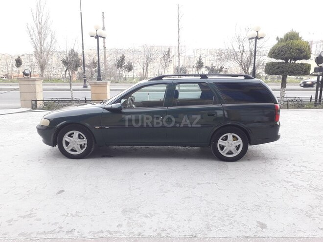 Opel Vectra 1998, 180,000 km - 2.0 l - Bakı