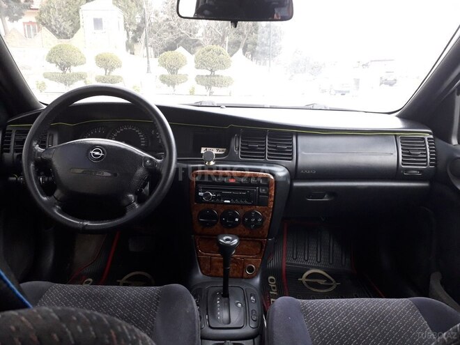 Opel Vectra 1998, 180,000 km - 2.0 l - Bakı