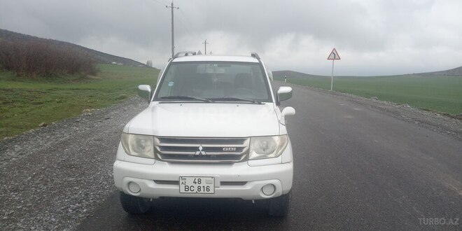 Mitsubishi Pajero io 2001, 211,446 km - 0.2 l - Oğuz