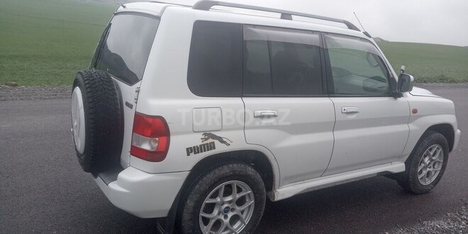 Mitsubishi Pajero io 2001, 211,446 km - 0.2 l - Oğuz