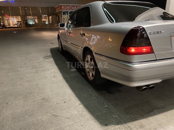 Mercedes C 230 1999, 287,000 km - 2.3 л - Bakı