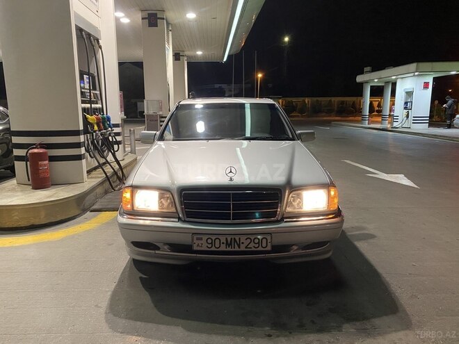 Mercedes C 230 1999, 287,000 km - 2.3 л - Bakı