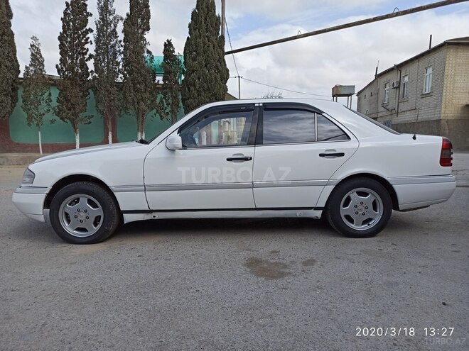 Mercedes C 200 1994, 450,000 km - 2.0 l - Bakı