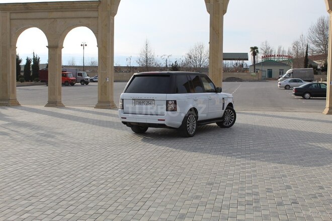 Land Rover Range Rover 2011, 140,000 km - 5.0 l - Bakı