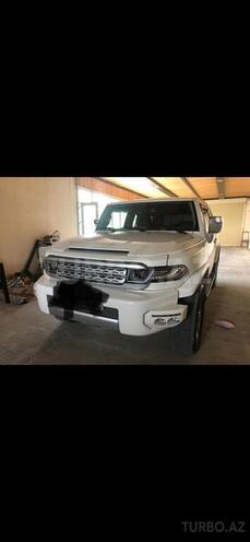 Toyota FJ Cruiser 2013, 98,000 km - 0.4 l - Bakı