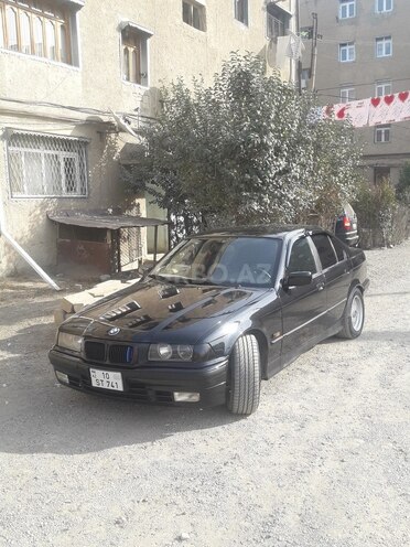 BMW 320 1993, 256,000 km - 2.0 л - Bakı