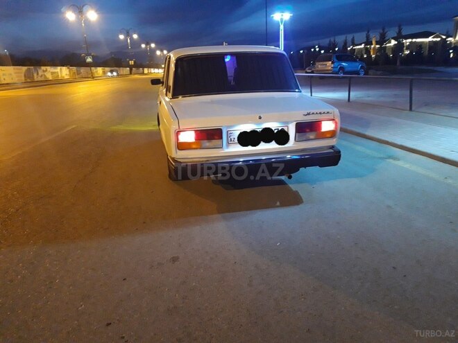 LADA (VAZ) 2107 2009, 65,500 km - 1.6 л - Quba