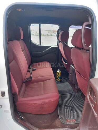 Nissan Navara 2010, 269,000 km - 2.5 l - Bakı