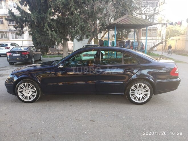 Mercedes E 220 2006, 313,000 km - 2.2 l - Bakı
