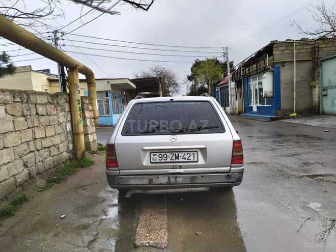 Mercedes E 300 1995, 356,255 km - 3.0 l - Bakı