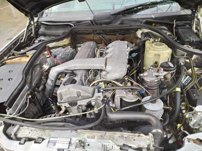 Mercedes E 300 1995, 356,255 km - 3.0 l - Bakı