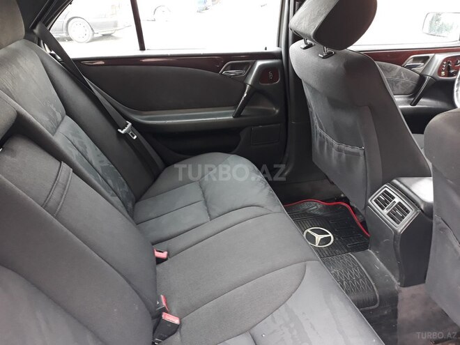 Mercedes E 230 1996, 287,000 km - 2.3 л - Sumqayıt