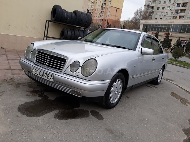 Mercedes E 230 1996, 287,000 km - 2.3 л - Sumqayıt