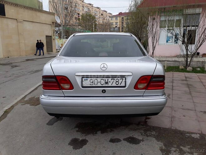 Mercedes E 230 1996, 287,000 km - 2.3 л - Sumqayıt