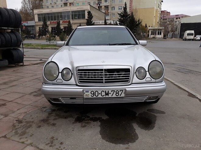Mercedes E 230 1996, 287,000 km - 2.3 л - Sumqayıt