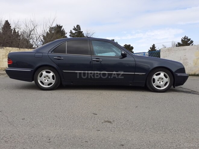 Mercedes E 240 2000, 212,888 km - 2.4 l - Sumqayıt
