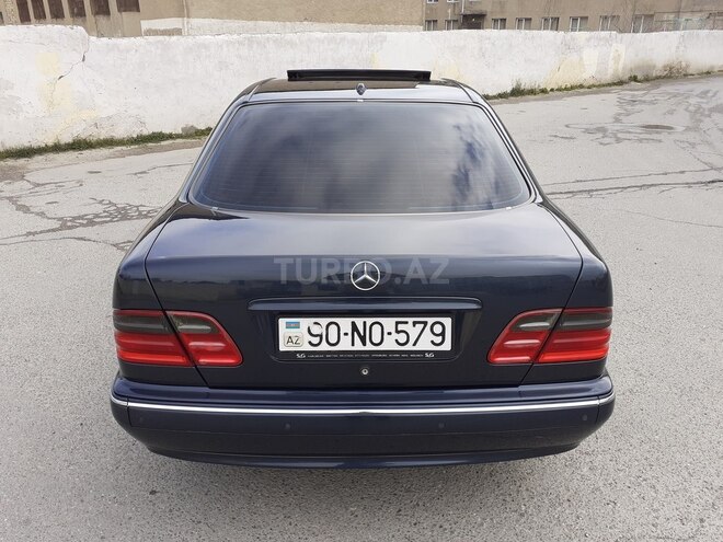 Mercedes E 240 2000, 212,888 km - 2.4 l - Sumqayıt