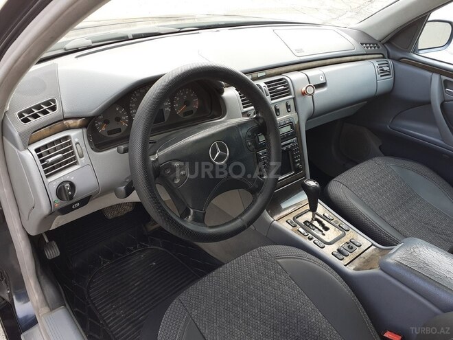 Mercedes E 240 2000, 212,888 km - 2.4 l - Sumqayıt