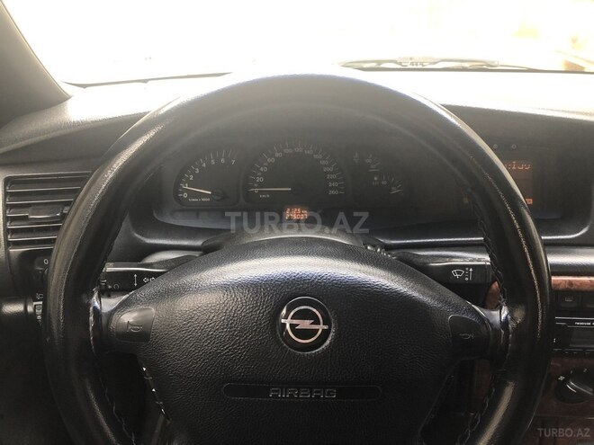 Opel Vectra 1996, 245,000 km - 2.0 l - Bakı