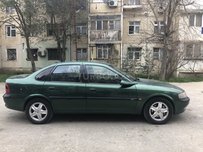 Opel Vectra 1996, 245,000 km - 2.0 l - Bakı