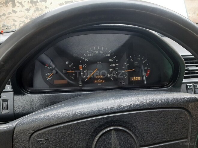 Mercedes C 180 1993, 247,005 km - 1.8 l - Bakı