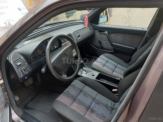 Mercedes C 180 1993, 247,005 km - 1.8 l - Bakı