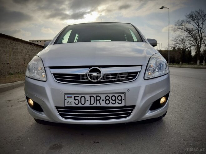 Opel Zafira 2009, 220,000 km - 1.9 l - Sumqayıt