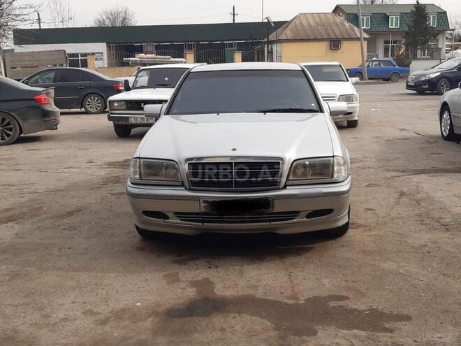 Mercedes C 220 2000, 365,386 km - 2.2 л - Bakı