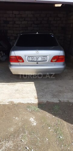Mercedes E 240 1998, 439,000 km - 2.4 l - Ağcabədi
