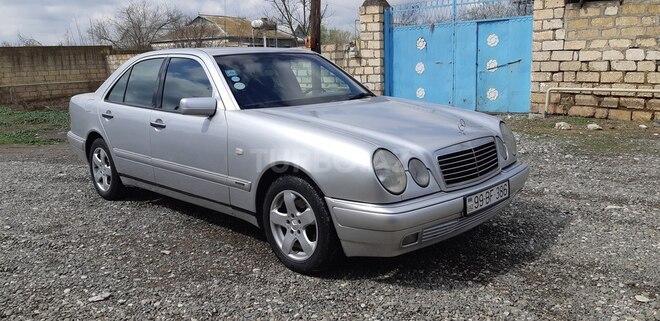 Mercedes E 240 1998, 439,000 km - 2.4 l - Ağcabədi