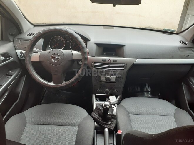 Opel Astra 2006, 179,000 km - 1.3 л - Bakı