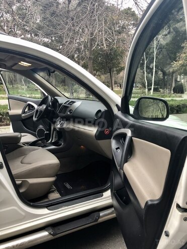Toyota RAV4 2007, 182,000 km - 2.4 л - Bakı