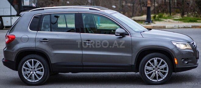 Volkswagen Tiguan 2008, 101,800 km - 2.0 л - Bakı