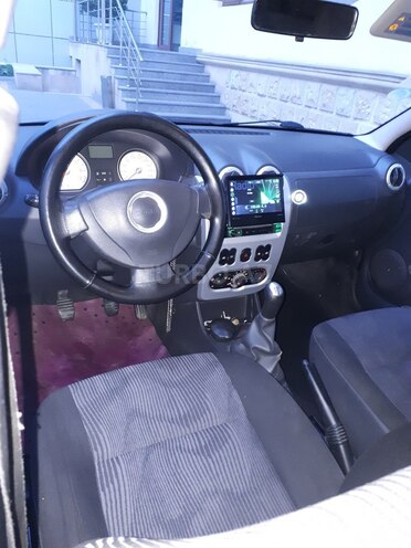 Dacia Logan 2008, 273,852 km - 1.6 l - Xırdalan