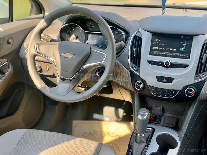 Chevrolet Cruze 2017, 27,600 km - 1.4 l - Bakı