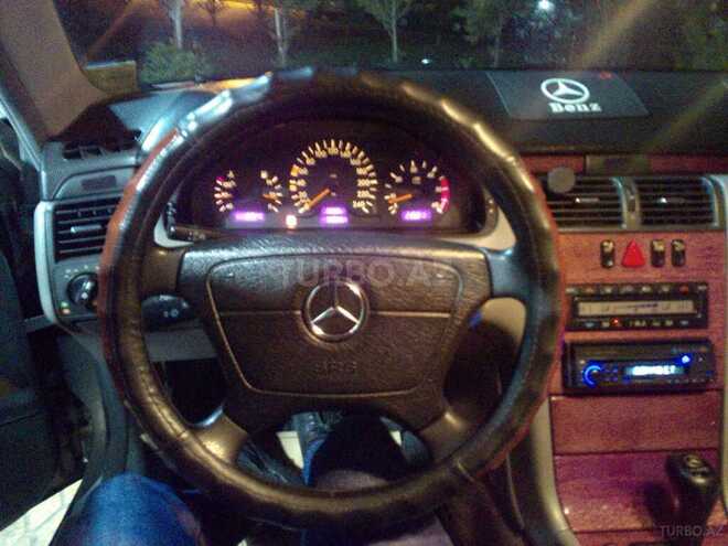 Mercedes E 220 1998, 630,500 km - 0.2 l - Bakı