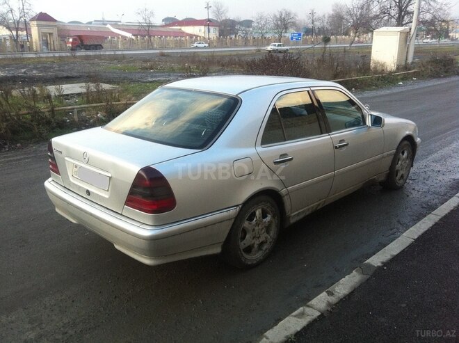 Mercedes C 220 1995, 395,000 km - 0.2 л - Bakı