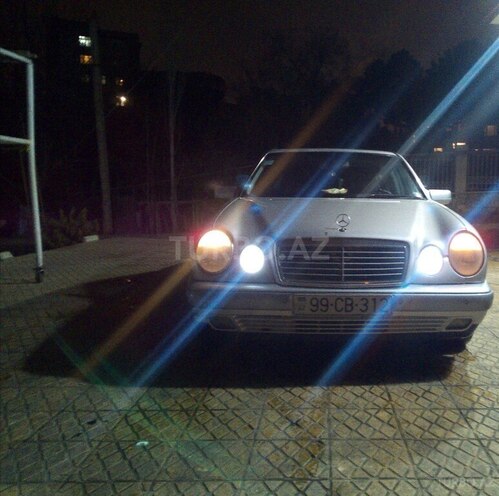 Mercedes E 220 1998, 630,500 km - 2.2 l - Bakı