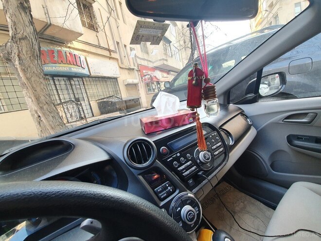 Honda Insight 2011, 180,000 km - 1.3 l - Bakı