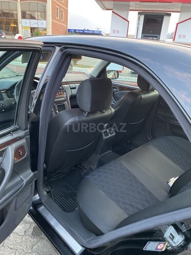Mercedes E 320 2000, 337,000 km - 3.2 l - Gəncə