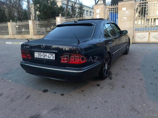 Mercedes E 220 1998, 368,000 km - 2.2 l - Bakı
