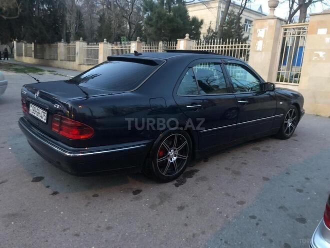 Mercedes E 220 1998, 368,000 km - 2.2 l - Bakı