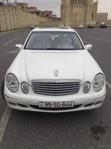 Mercedes E 240 2003, 317,000 km - 2.6 l - Bakı